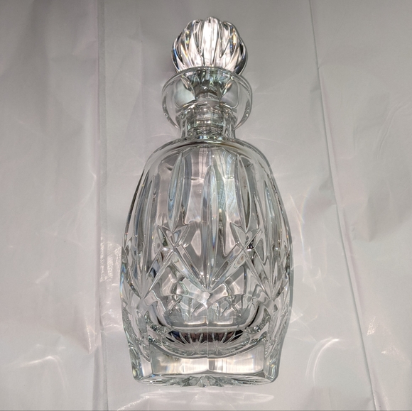 SOLD Genuine Irish Waterford Crystal Spirits Wine Decanter - Picture 5 of 9